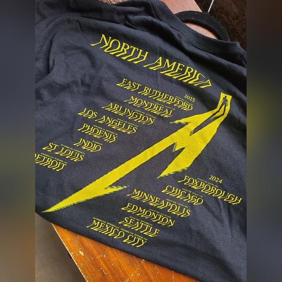 Metallic 72 Seasons T-Shirt - Picture 4 of 5